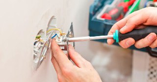 Электромонтажные работы Сокол цена 475 руб Электрика под ключ